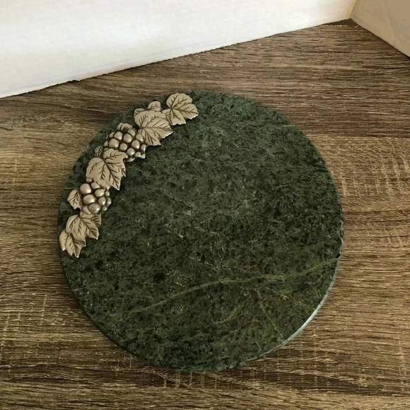 Vtg Marble Cheese Board  Round Trivet - Picture 2 of 5